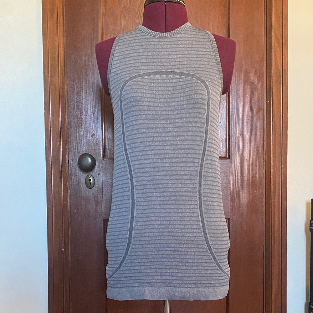 Lululemon Gray Breathable Longline High Neck Racerback Workout Tank